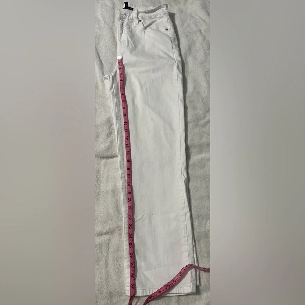 Eileen Fisher Women’s  Organic Cotton White Jeans -‎ Size 0